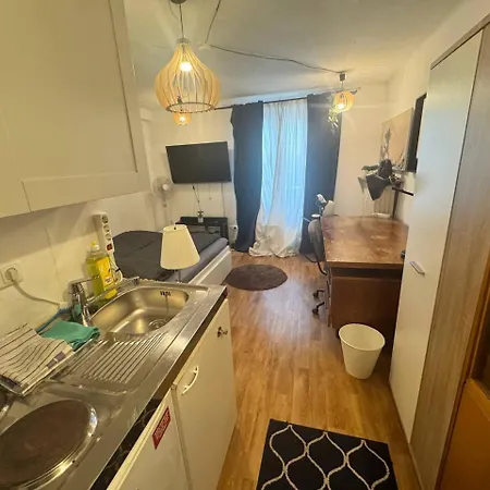 Old Town Terrace Apartment *